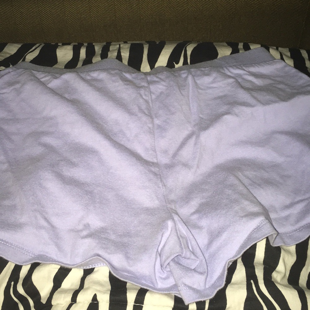 Shorts - Picture 2 of 3
